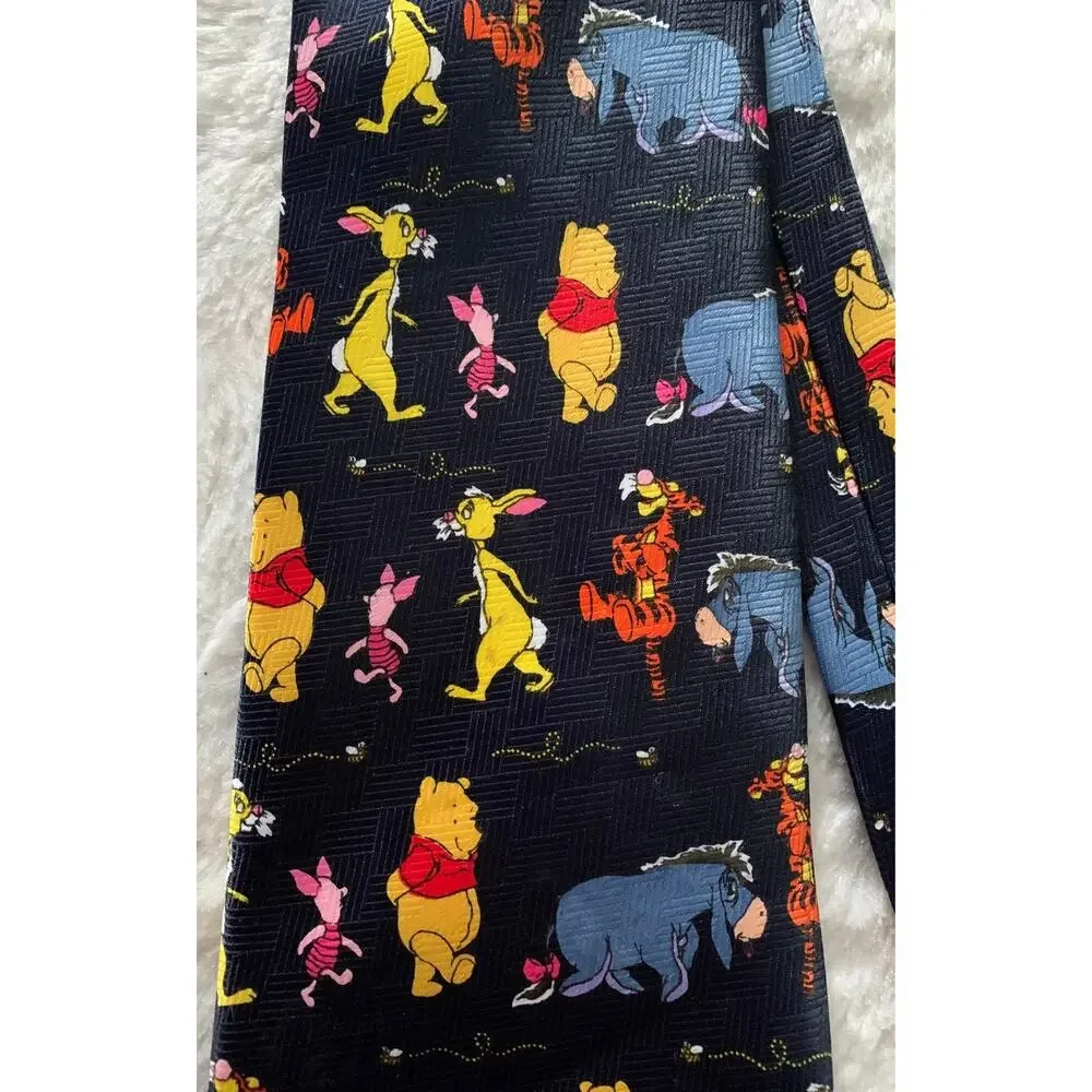 Pooh bear and friends tie Tigger rabbit vintage